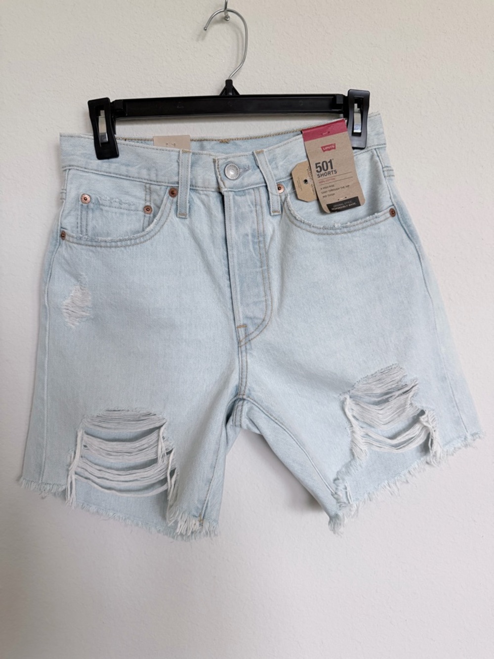 NWT Levi's 501 Mid Thigh High Rise Distressed Light Wash Summer Denim Shorts W26